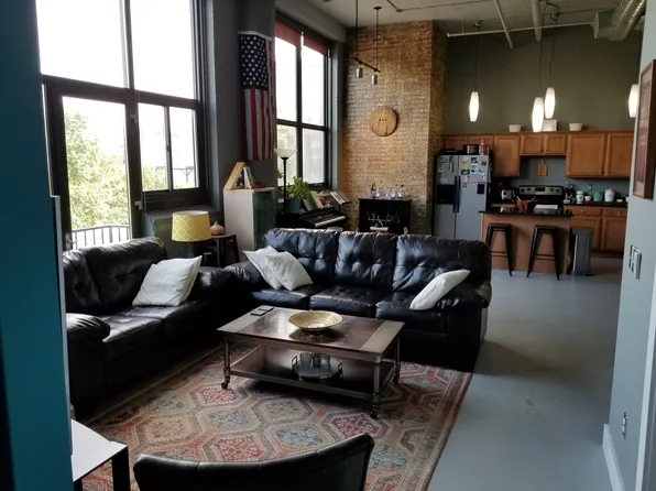 8205 Franklin Blvd APT 13, Cleveland, OH 44102