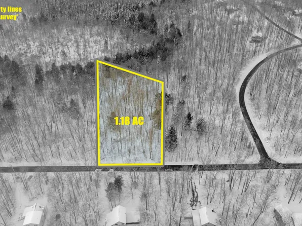 50 Delbert Dr, Gouldsboro, PA 18424