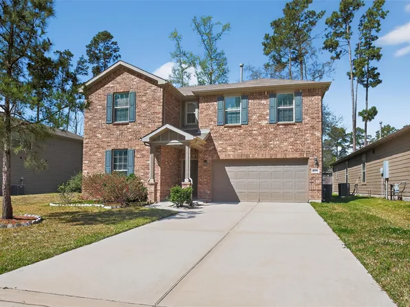 2080 Lost Timbers Dr, Conroe, TX 77304
