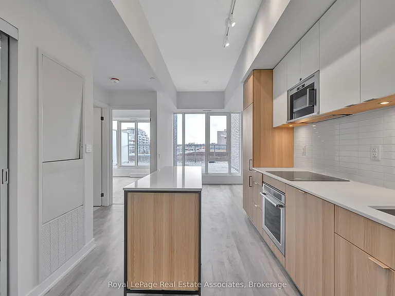 220 Missinnihe Way #324 — Photo 10