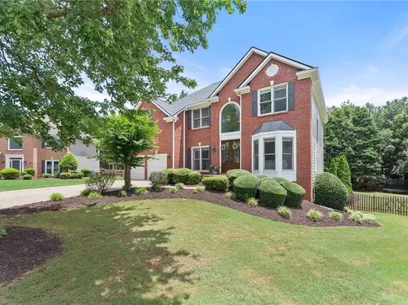 2340 Spring Meadow Ln, Cumming, GA 30041