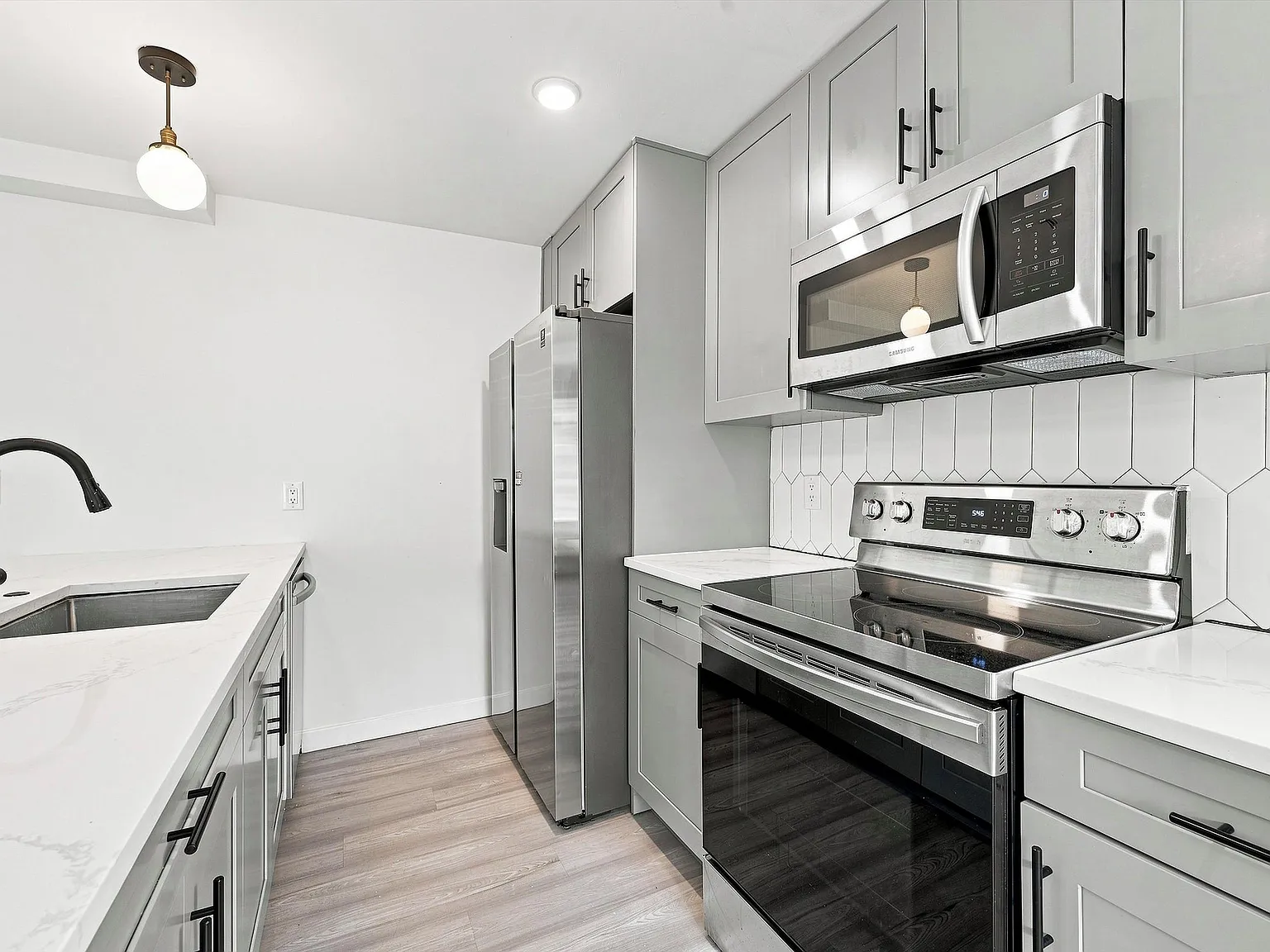 1338 N 15th ST Unit C4 — Photo 1