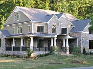 1903 Macarthur Dr, Mc Lean, VA 22101