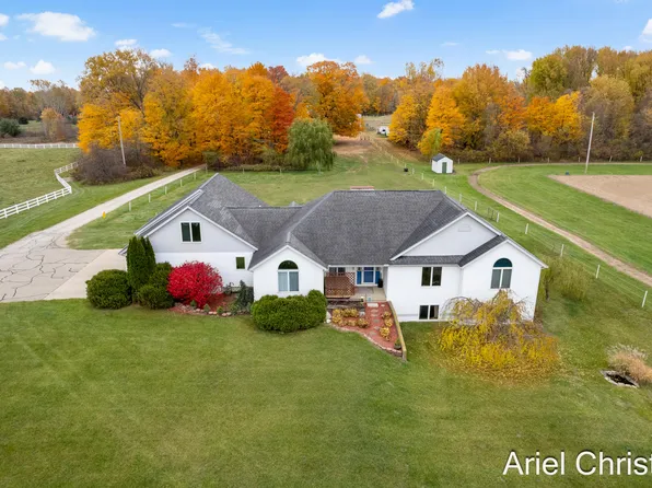 3700 8th Ave, Hudsonville, MI 49426