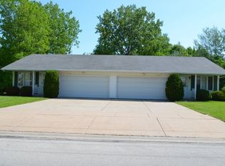 3197 Manitowoc Rd, Green Bay, WI 54311