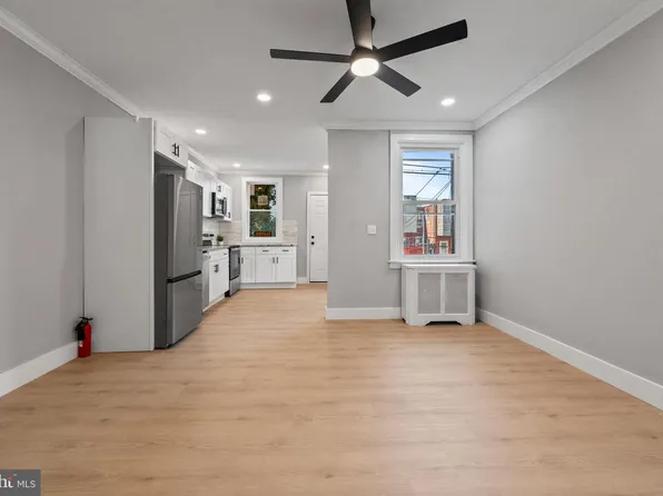 1924 W Sparks St, Philadelphia, PA 19141
