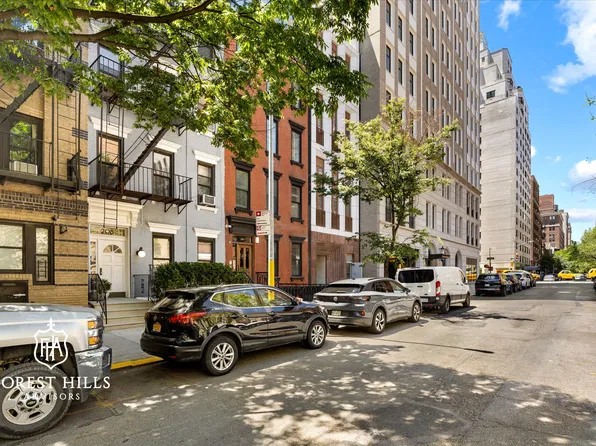 208 East 75th Street image 1 of 19