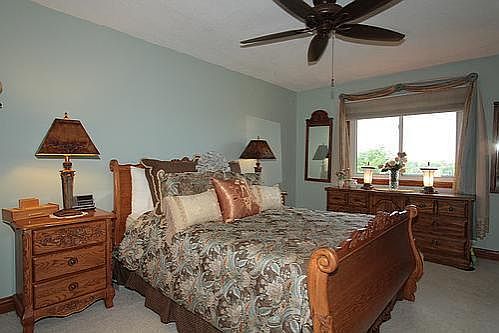 4th image of 7281 S King Arthur Ct #35