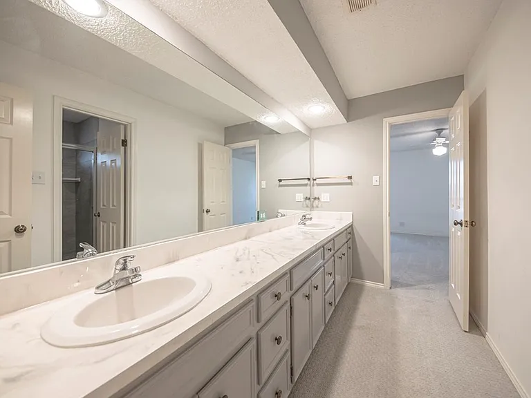 4007 Crestridge Dr — Photo 40