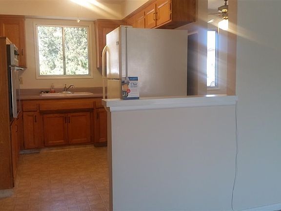 2nd image of 2215 Kendree St
