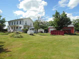 7039 Mills Rd, Canandaigua, NY 14424