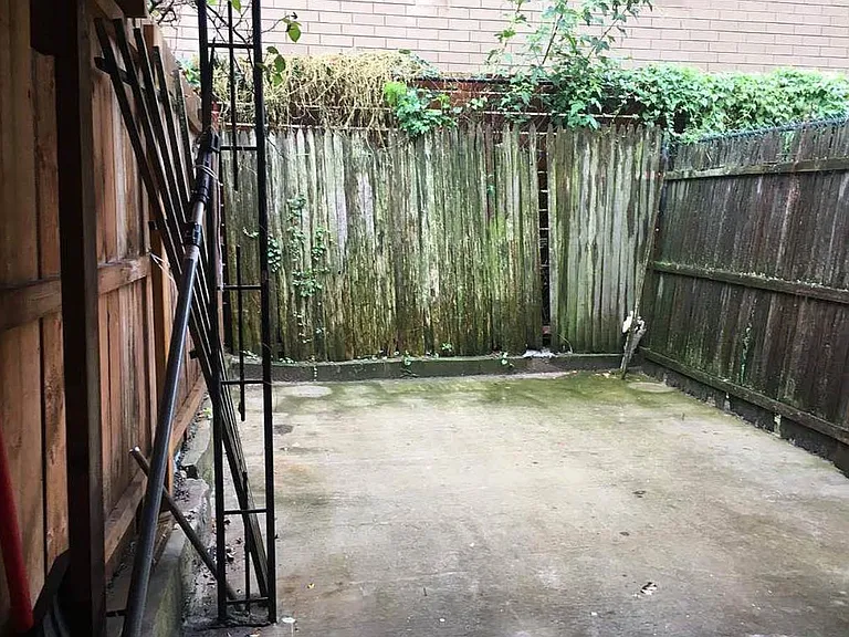 146 Powers St #TWHS — Photo 8