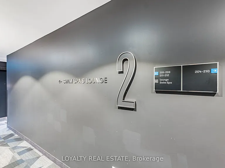 5 Wellington St S #207 — Photo 6