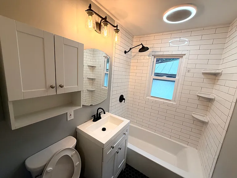 49 Maple Dr #1 — Photo 8