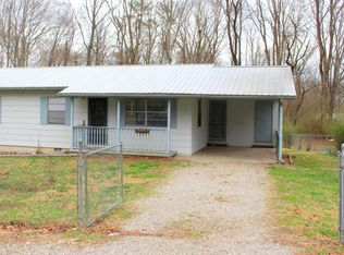 140 Pike Ln, Caryville, TN 37714