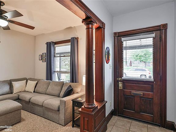 5th image of 207 Washington St