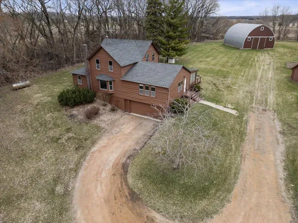 9500 County Road 15, Maple Plain, MN 55359