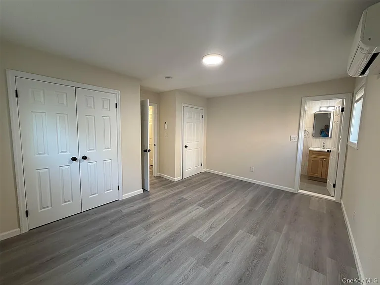 14 Cornwall Ln — Photo 9