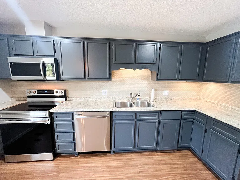 193 Kinloch Ct — Photo 11