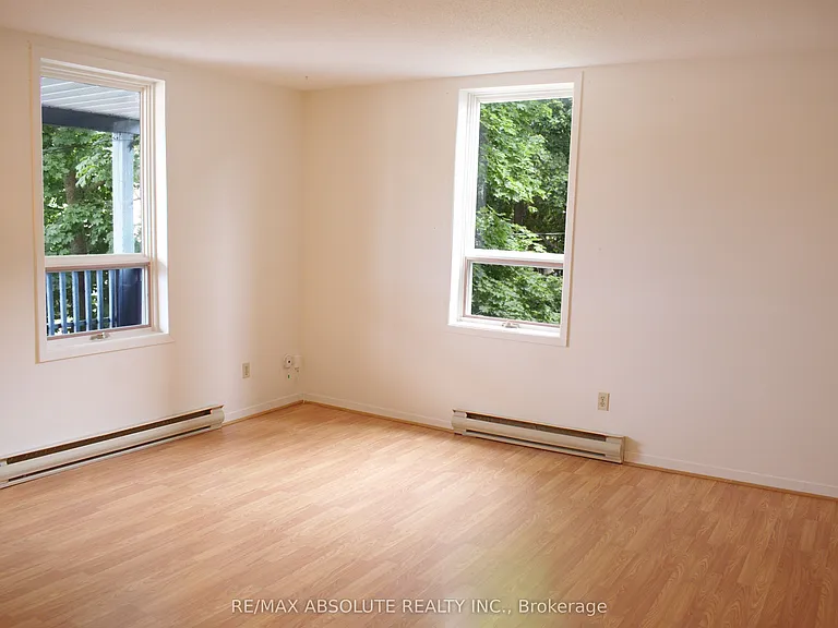 107 Victoria St #16 — Photo 4