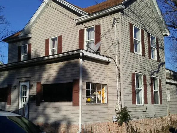 326 Pine St, Crisfield, MD 21817