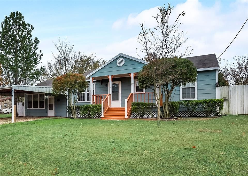 1st image of 219 Chambers Dr