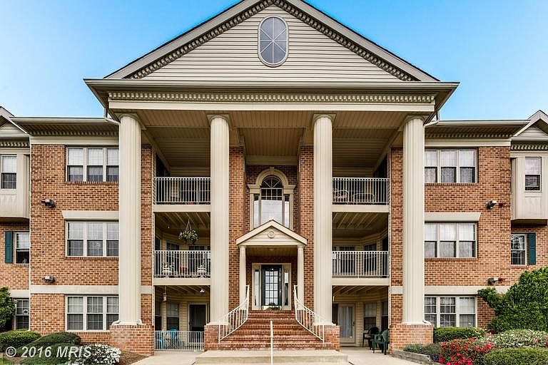 1st image of 106 Gwen Dr Unit 1L