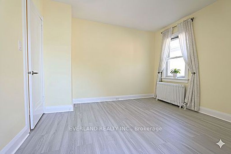 Toronto House for rent - 2 Bedrooms — photo 6