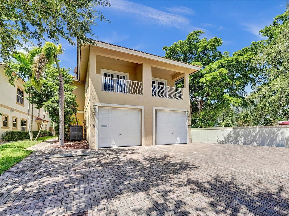 1st image of 15 SE 19th Avenue