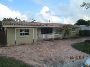 9315 SW 48th St, Miami, FL 33165