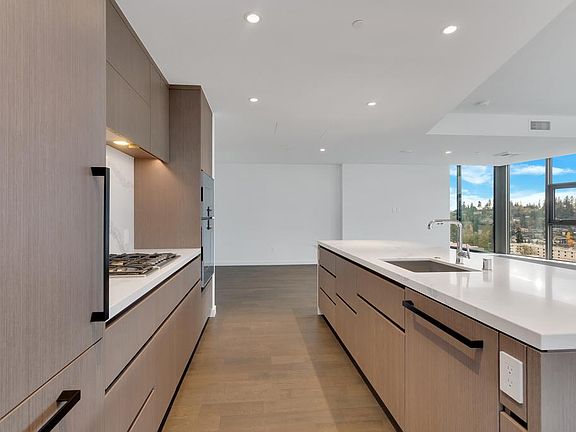 4th image of 188 Bellevue Way NE #1211