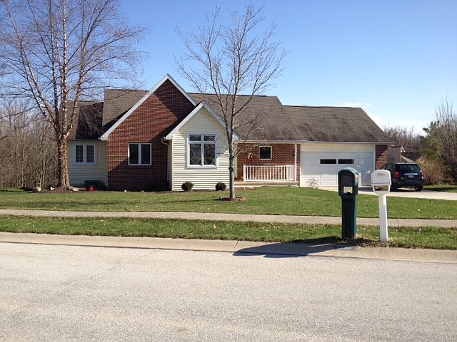 1st image of 1764 E Ravenwood Ln