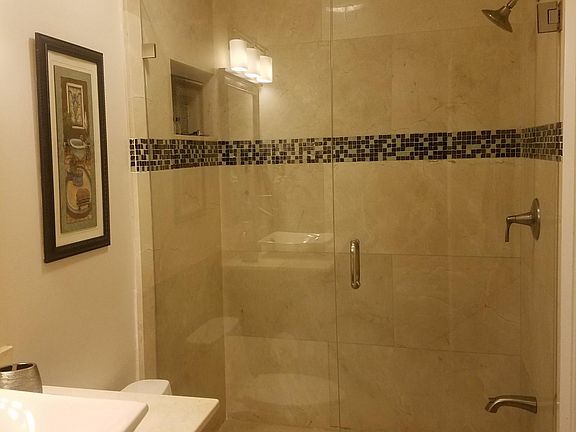 5th image of 15501 Miami Lakeway N