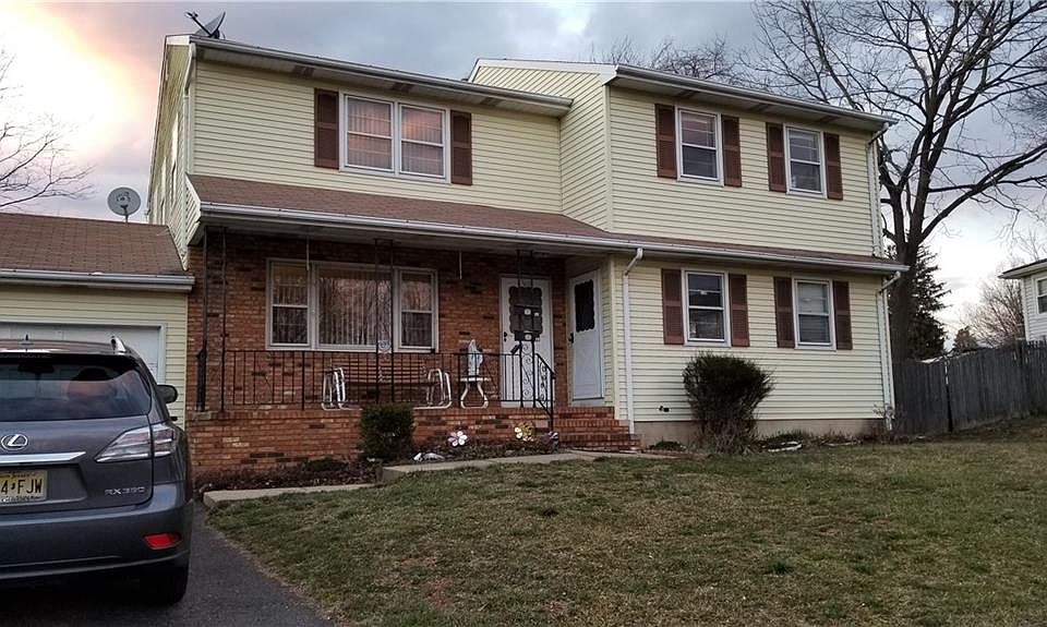 2nd image of 24 Jill Ct