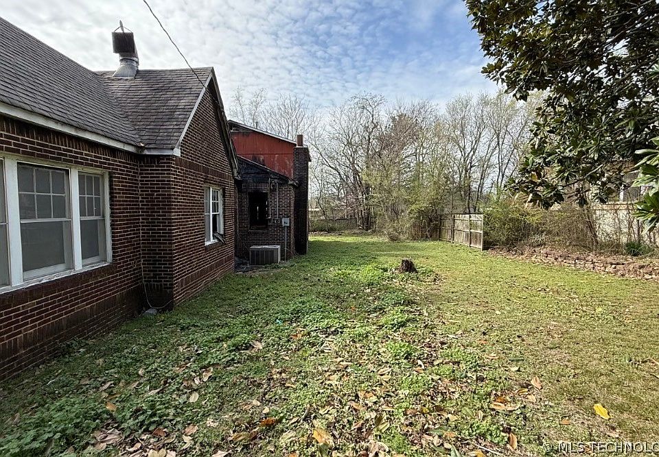 2nd image of 603 W Shawnee St