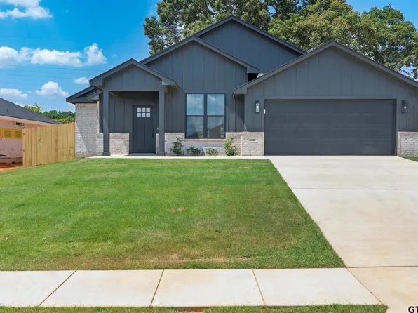 16522 Crossing Cir, Lindale, TX 75771