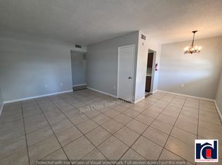 706 W Dixie Ave APT 20, Leesburg, FL 34748