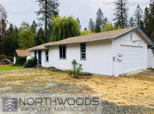 5171 New Hope Rd #B, Grants Pass, OR 97527
