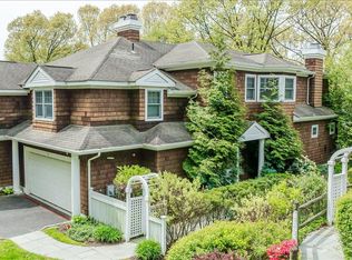 6 Riverpointe Rd, Hastings On Hudson, NY 10706