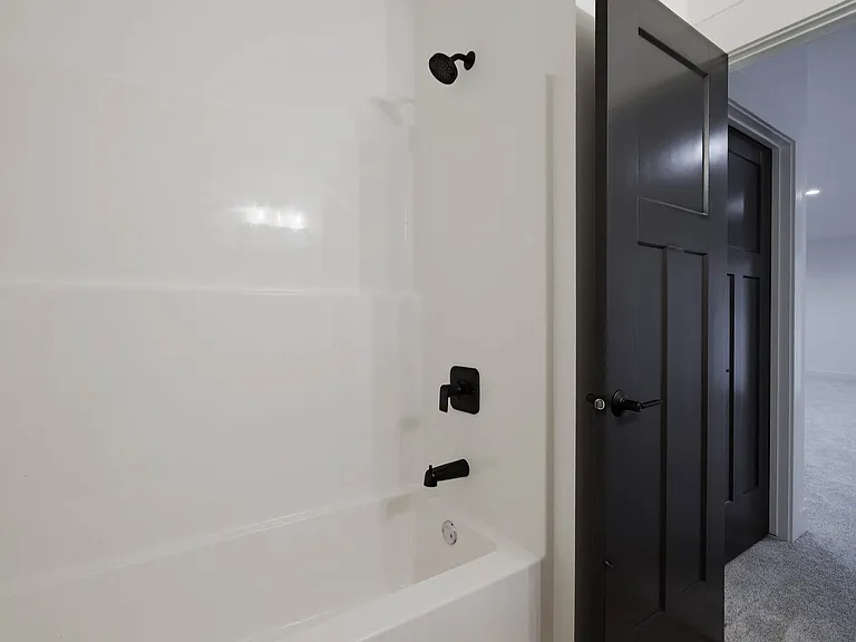 8620 S 50th Ct — Photo 37