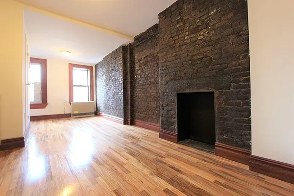 Rented by Compass | media 29