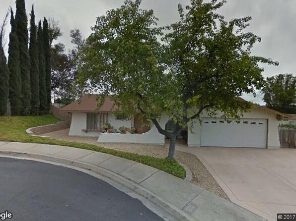 871 Montview Dr