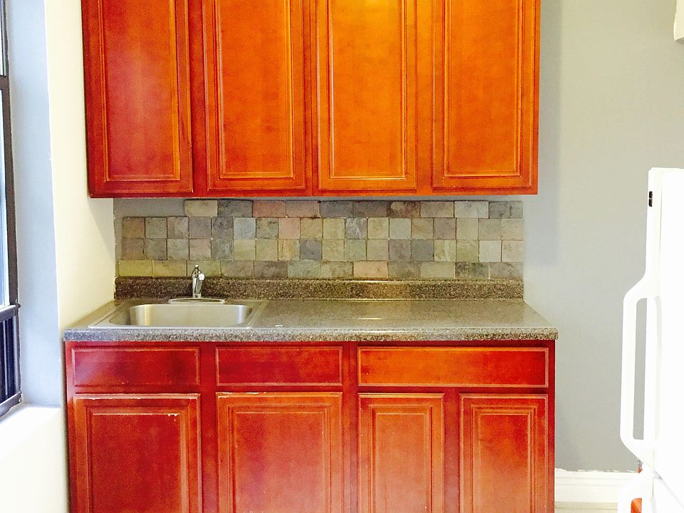 1st image of 307 Eastern Pkwy APT 4C
