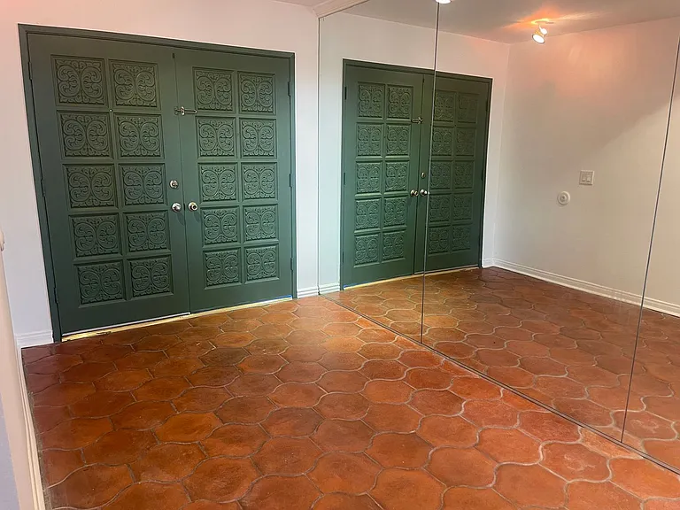 5729 Lake Lindero Dr — Photo 2