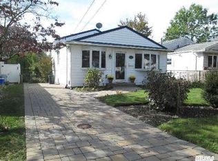 10 Walbridge Ave, Babylon, NY 11702