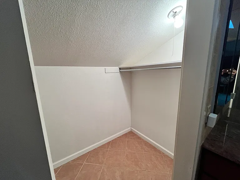 726 Oak Grove Ave #2 — Photo 14