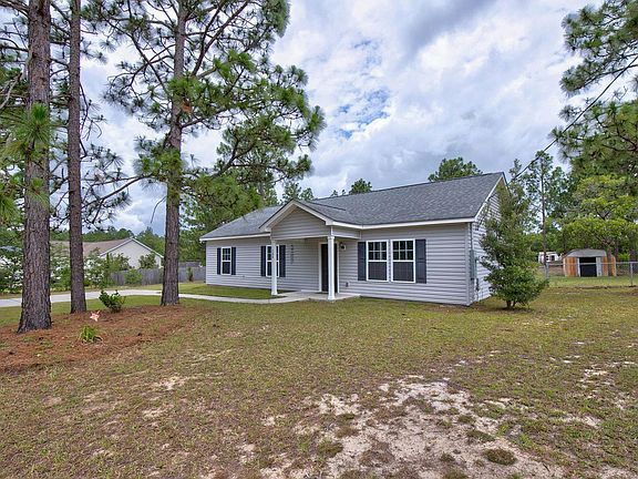 5th image of 134 Charm Hill Rd