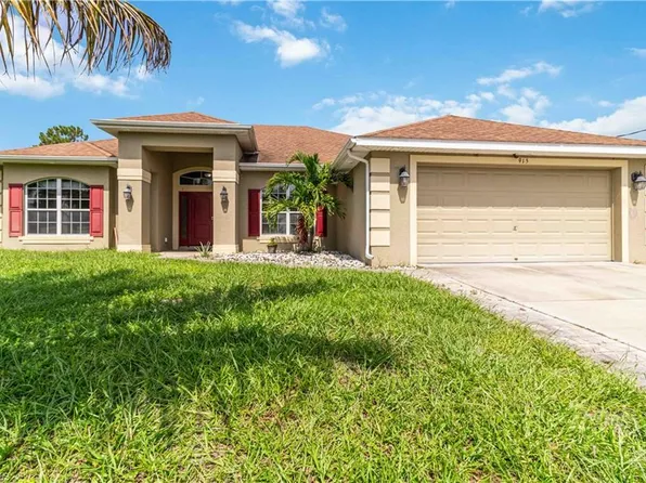 915 Alvin AVE, LEHIGH ACRES, FL 33971