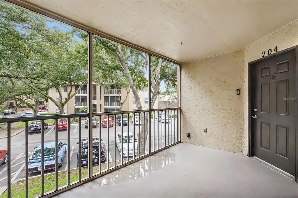 2 bed, 2.0 bath, 1019 sqft, $1,695 — Photo 4