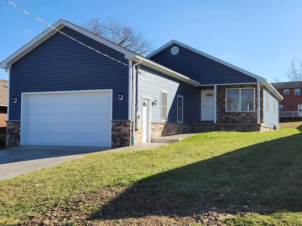 133 Layman Ave, Bridgeport, WV 26330